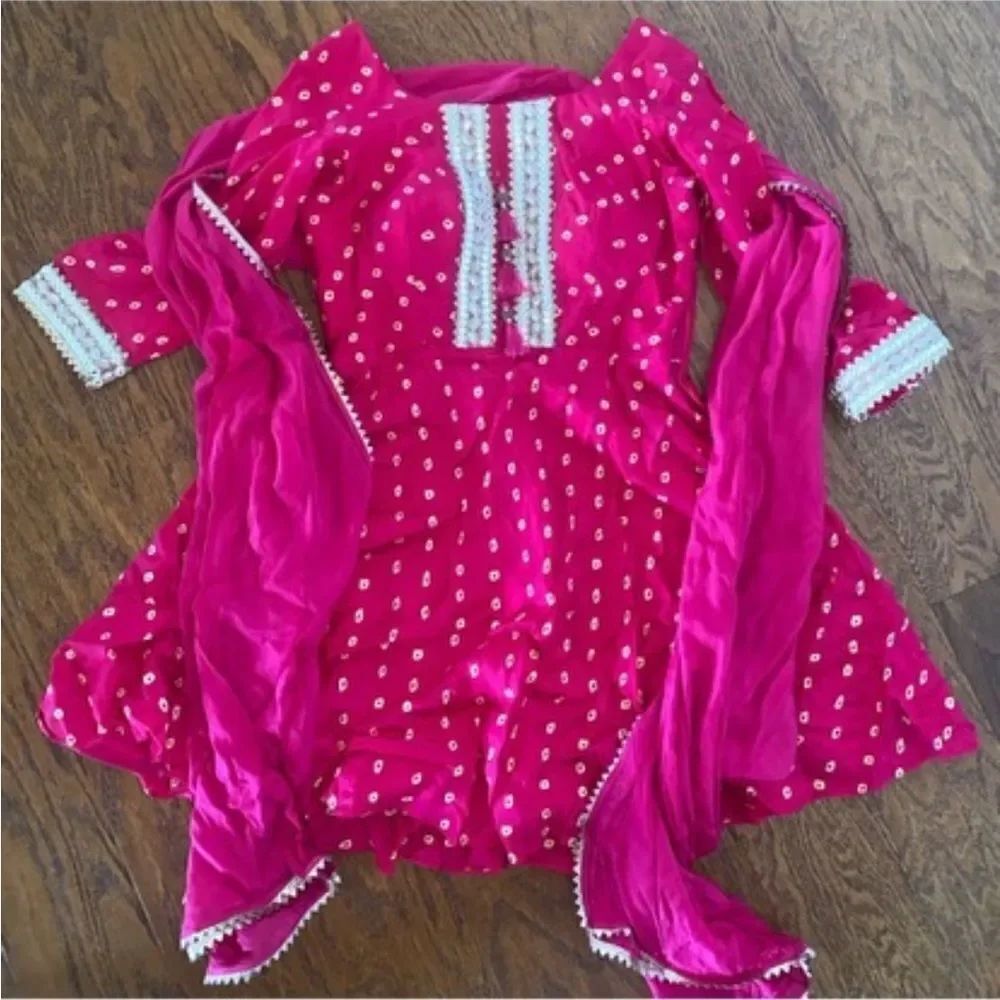Pink  Indian  outfit - Picture 7 of 9